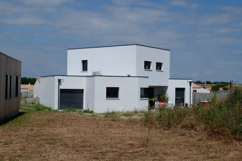 Maison cubique près de la Rochelle